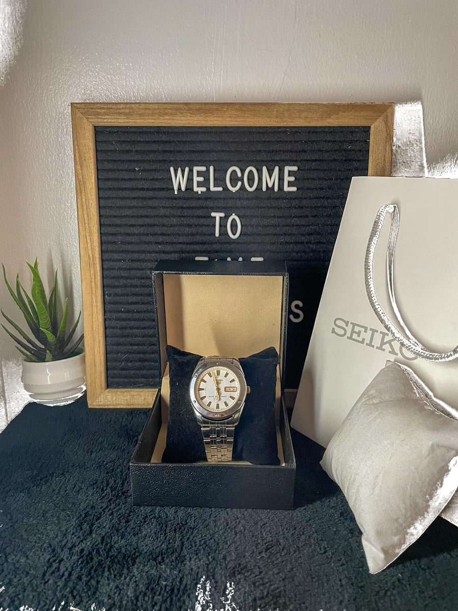 Seiko 5 White Dial &mdash; 7S36-03A0